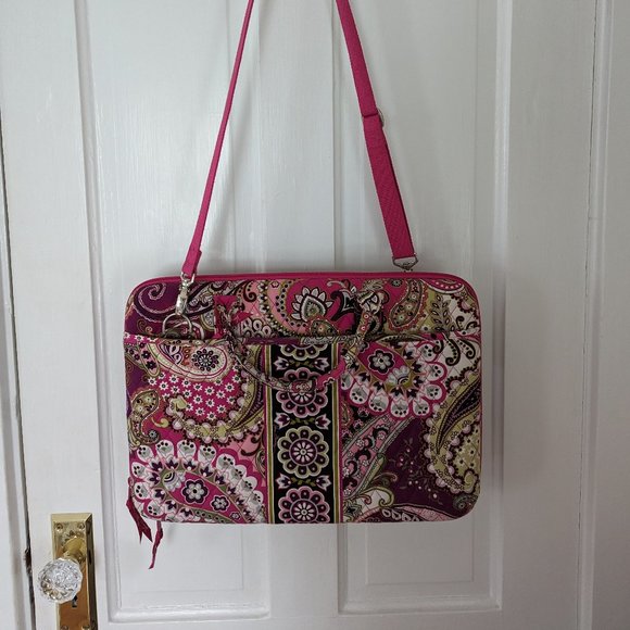EUC Laptop Case by Vera Bradley in "Very Berry Paisley" Print - Picture 10 of 10